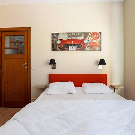 Spacious Holiday Home With Garden Holiday home